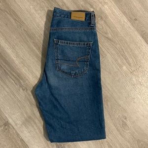 American Eagle mom jeans